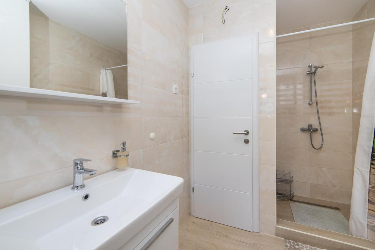 Apartments Crystal Μακάρσκα Εξωτερικό φωτογραφία